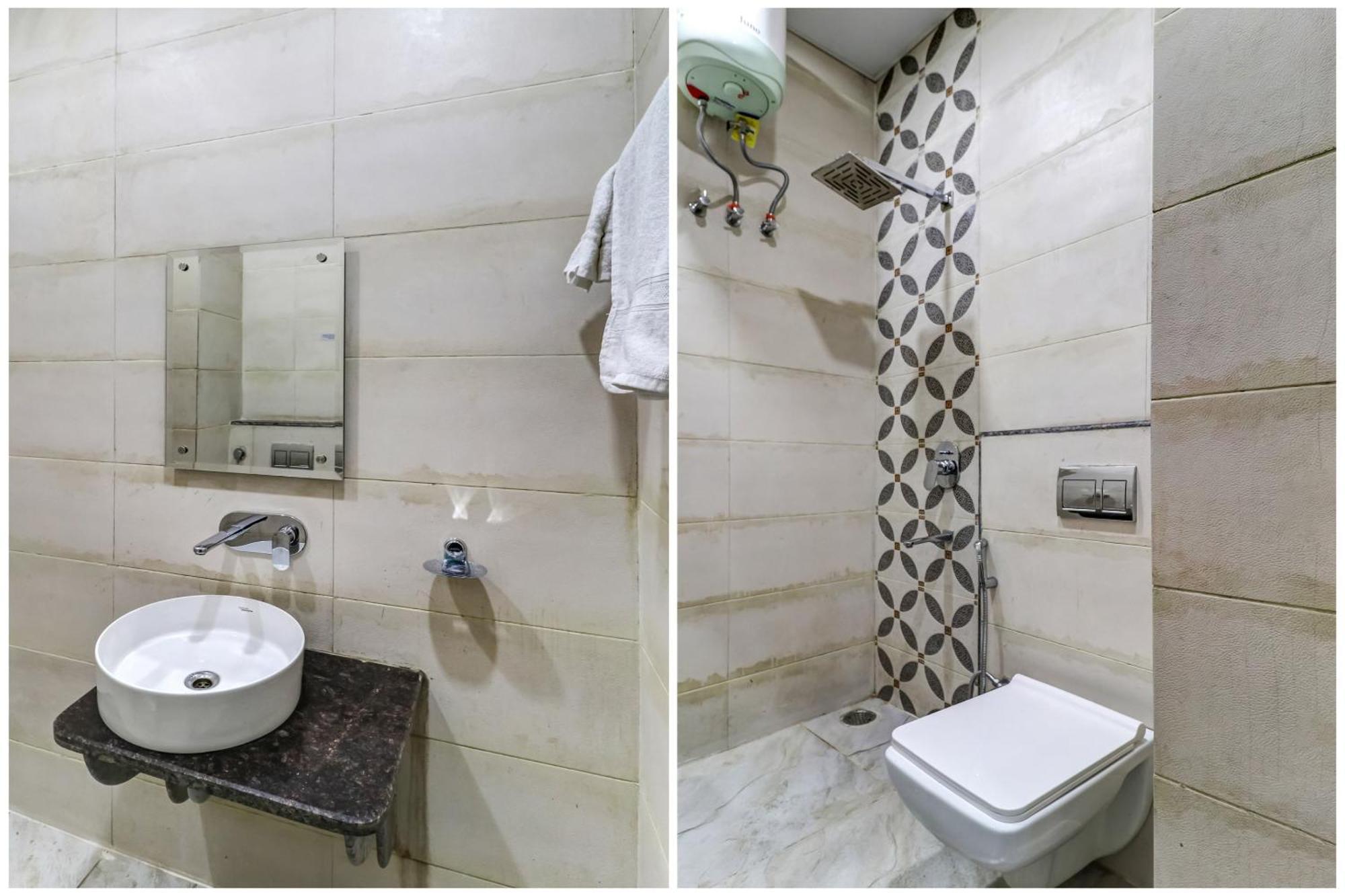 Townhouse Skylight Near Medanta Hospital Hotel Гургаон Екстериор снимка